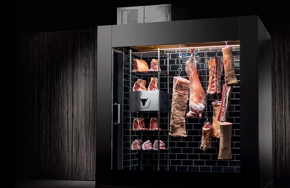 Smart Dry Aging Fridge, Dry Aged Steaks